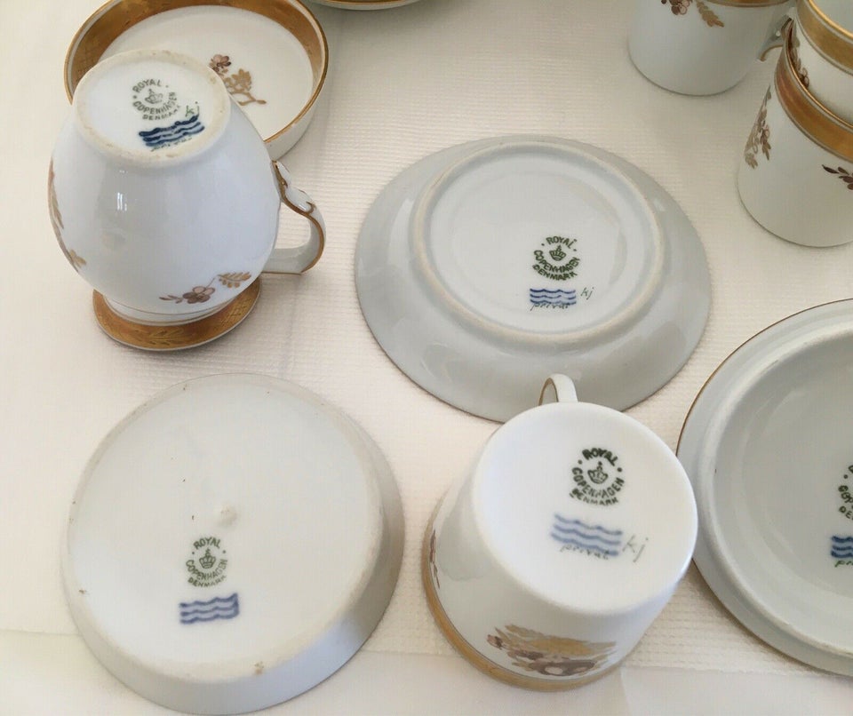 Porcelæn, Royal Copenhagen Guldkurv Mocca-kopper m.m.,