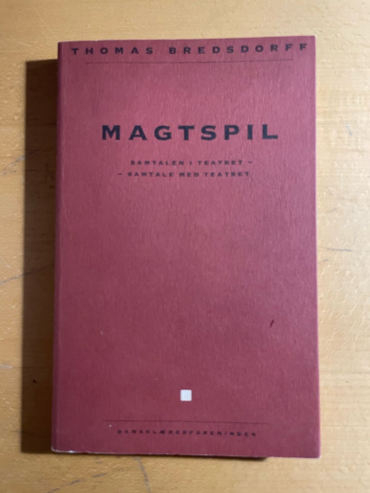 Magtspil, Thomas Bredsdorff, emne: anden kategori
