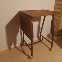 Klapbord, Dansk design , egetræ