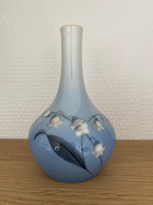 Vase, Sød lille vase, 12 cm høj, ingen skår