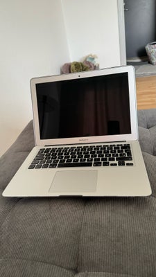 MacBook Air, 1,4 GHz GHz, 4 GB ram, 128 GB harddisk, God, Jeg sælger min pålidelige MacBook Air 13" 