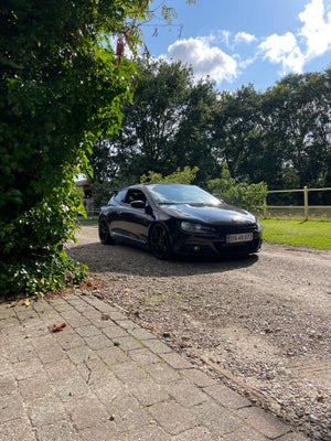 VW Scirocco, 2,0 TSi 200 Sport, Benzin, 2008, km 134000, sort, 3-dørs, 19" alufælge, 145000 byd byd
