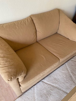 Sofagruppe, stof, 3 pers., 3-Pers sofa. Fremstår næsten som ny sjældent brugt brugt. Flot beige farv