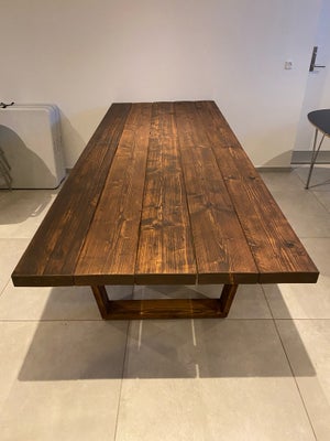 Spisebord, Træ, b: 97 l: 250, Super fin plankebord sælges for 2500 kroner.
Er som nyt