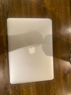 MacBook Air, 2015, 1,3 GHZ Dual-Core Intel Core i5 GHz, 4 GB ram, 121 GB harddisk, Perfekt, Jeg vil 