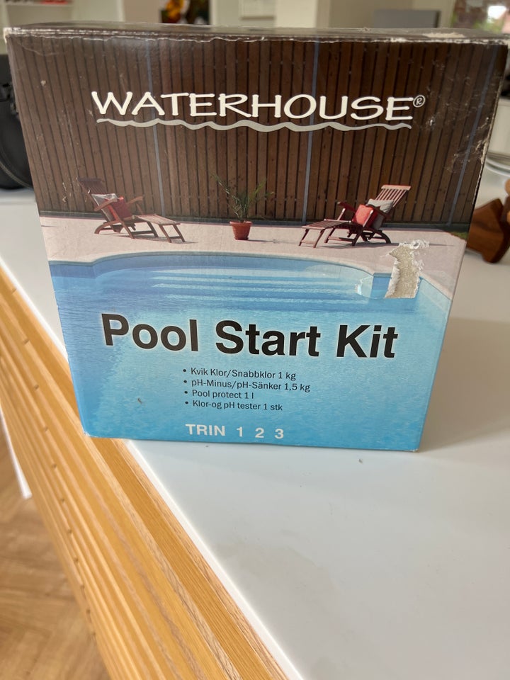 Pool starter kit, Waterhouse