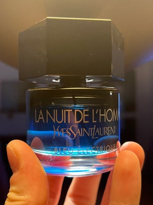 Eau de Toilette, La Nuit De L’Homme Bleu Électrique 60ml, YSL, Sælger lidt ud af min samling. Se den