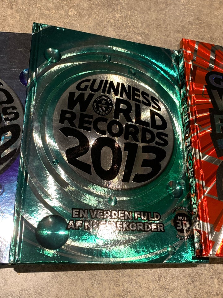 Guinness World Records, Bogsamling