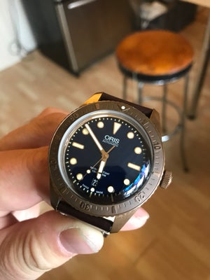 Dykkerur, Oris, Oris Carl Brashear Limited Edition.
Med original æske, med originale papirer. Alt ti