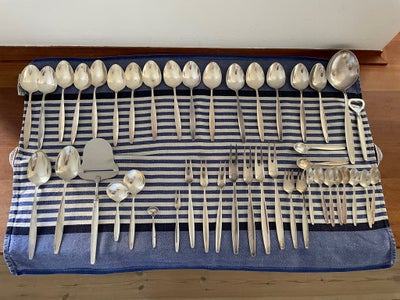 Sølvtøj, Spisebestik , Cypres,  Georg Jensen, Sterlingsølv. Over 45 dele. Middagsskeer, dessertskeer
