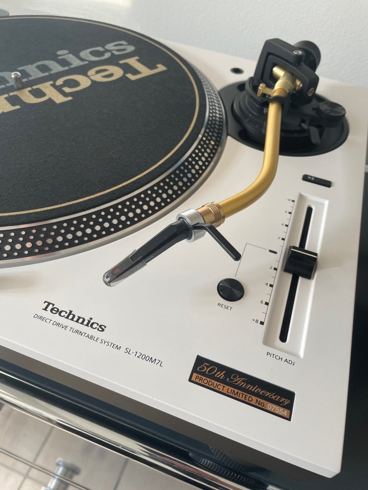 Pladespiller, Technics, SL-1200MK7L