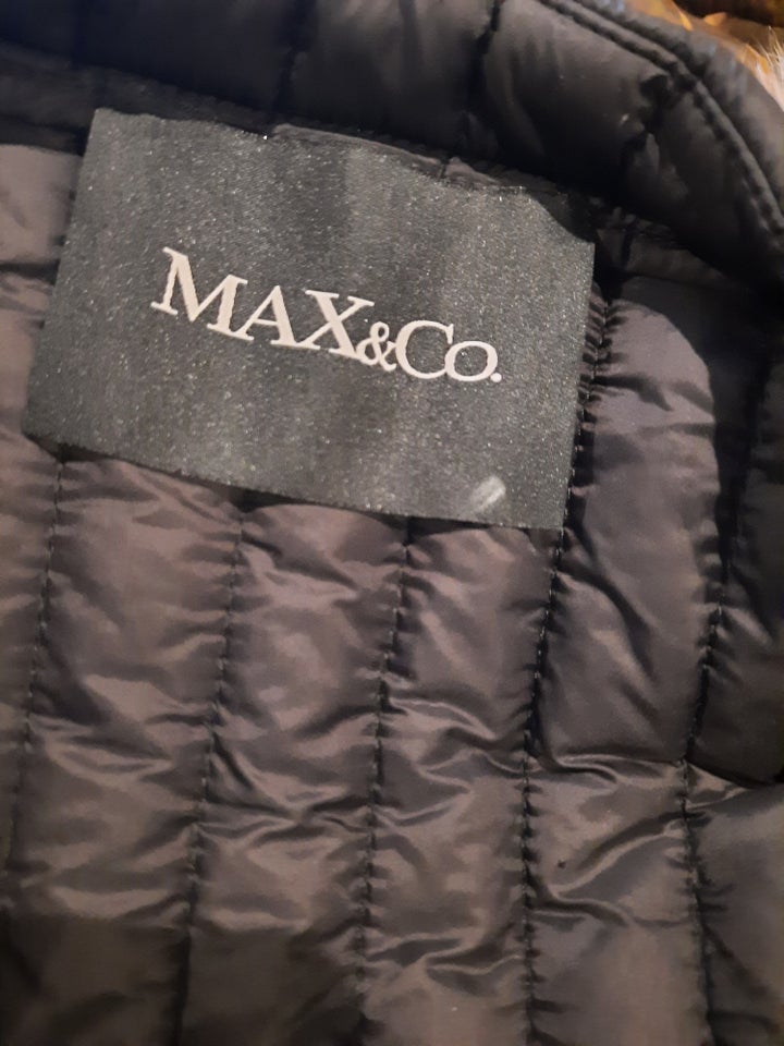 Frakke, str. 38, MaxMara Max& Co