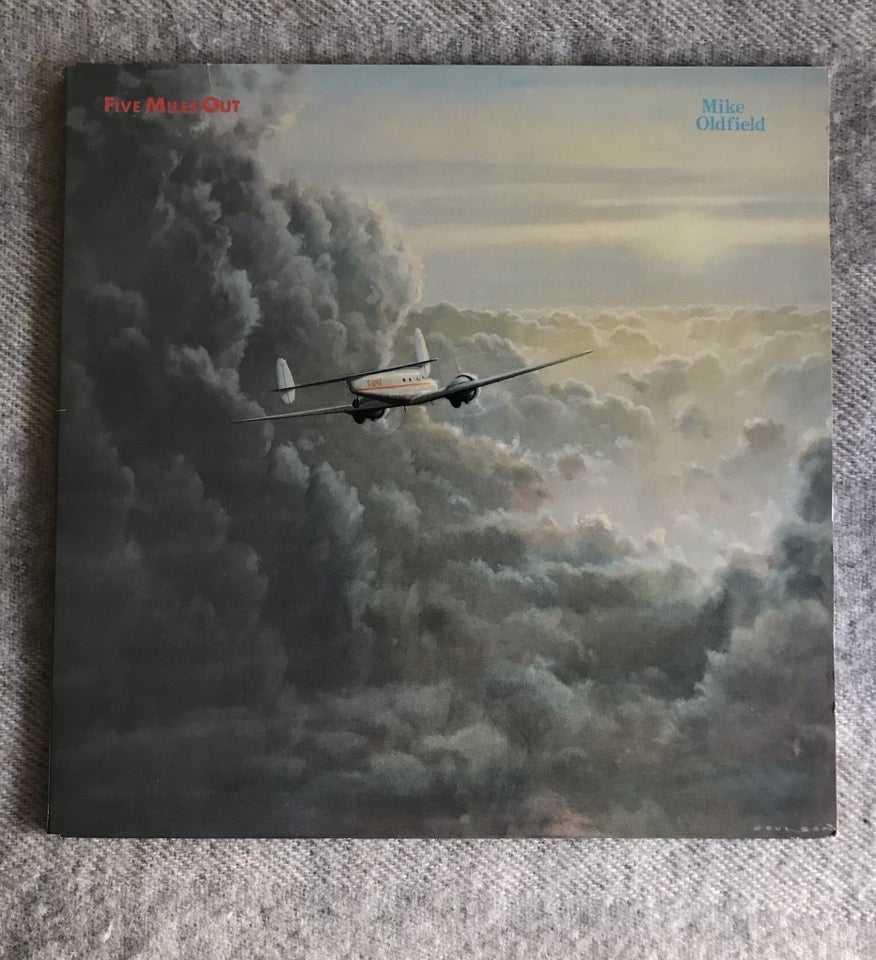 LP, Mike Oldfield, Five Miles Out