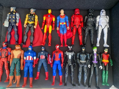 Diverse actionfigurer, Blandet, Tor, Thor, Ironman, Superman, 3x Starwars (tror jeg), Spiderman, Ven