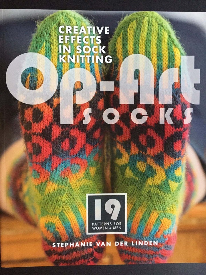 OP-ART SOCKS - 19 patterns for women + men, Stephanie van der