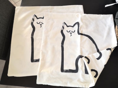 2 stk. Pudebetræk, Ikea, Rigtig fine pudebetræk med lynlås.
Motiv katte.
2 stk. 50x50 cm.

Sælges sa