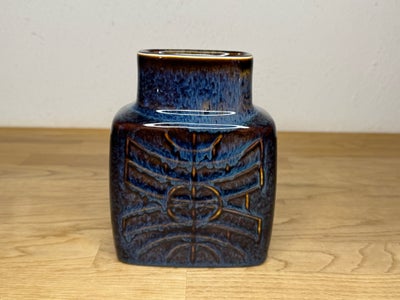 Keramik, Vase, Rørstrand, Super lækker vase fra svenske Rørstrand med gentagelsesmønster.

Design : 