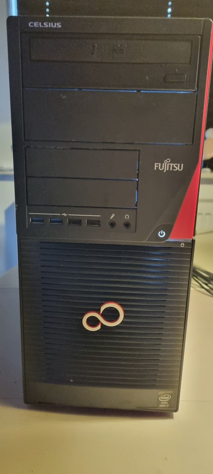 Fujitsu, W530, i7 - 3.4 Ghz