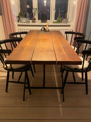 Spisebord, Plankebord, b: 74 l: 160, Plankebord med tilhørende stålstel i mørkegrå. Stolene er ikke 