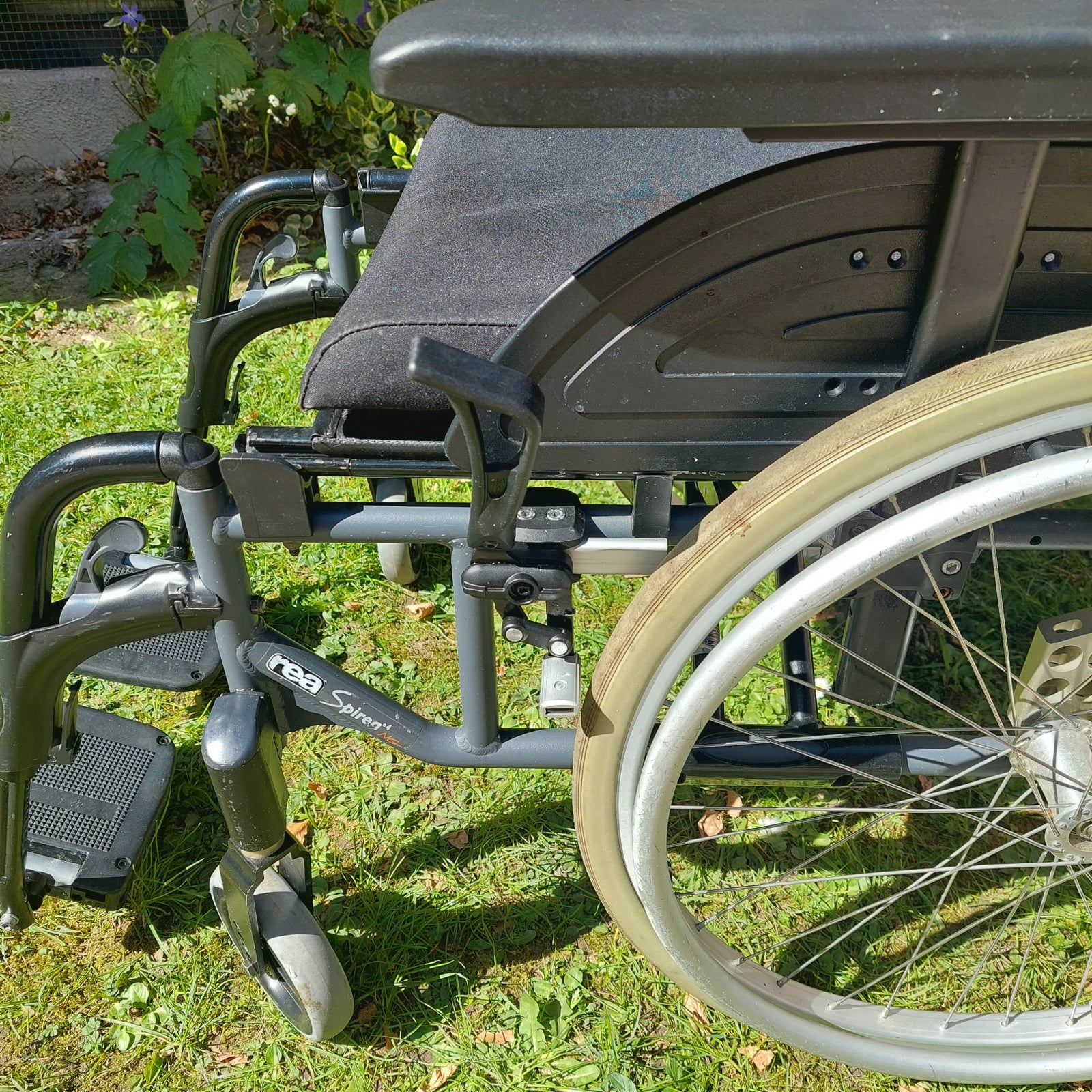 Kørestol, Invacare Rea spirea 44 Bred