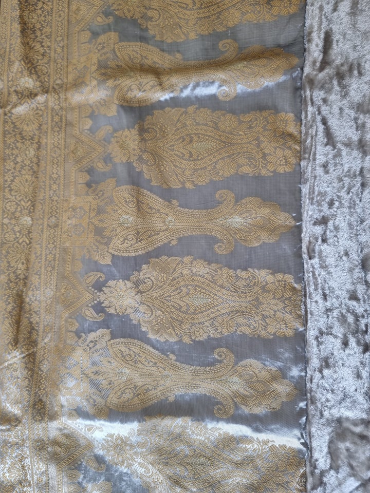 Sengetæppe, Indisk silke