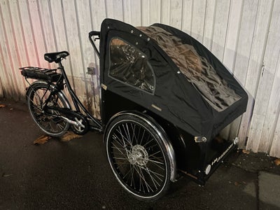 Ladcykel, Christiania el cykel, 8 gear, Står med denne fine Christiania el cykel…

Den er cirka 3 år