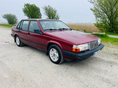 Volvo 940, 2,3 GL, Benzin, 1994, bordeaux, træk, nysynet, ABS, airbag, 4-dørs, startspærre, 15" aluf