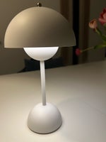 Lampe, &tradition Flowerpot VP9