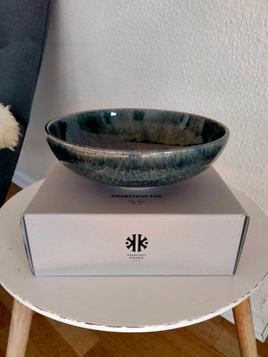 Keramik, Fad/skål, Knapstrup, 24 cm 
Ubrugt
Original emb.
Pris er plus porto