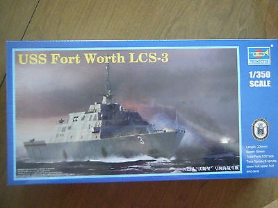 Byggesæt, Trumpeter USS Fort Worth LCS-3 #04553 1:350
model af ny amerikansk Stealth LCS-skib, stadi