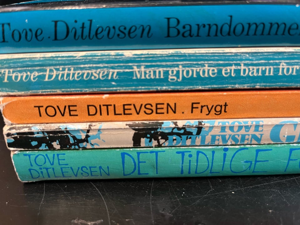 RESERVERET Tove Ditlevsen romaner, -, genre: roman