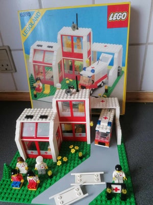 Lego System, Lego 6380 hospital, Lego 6380 hospital med vejledning og æske sælges.
Kan sendes for 46