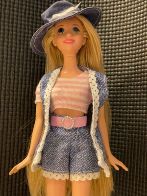 Barbie, Disney dukke fra Mattel, Barbie Disney dukke fra Mattel
Fin i krop og hår som nyt og har ikk