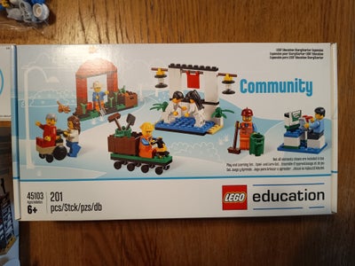 Lego Education, 45103, Lego Education 45103

Har 3 uåbnede æsker, og en åben æske, hvor alt indhold 
