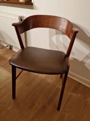 Kai Kristiansen, stol, 32, 4 flotte Kai Kristiansen stole i teak model 32, med sæder af læderlook