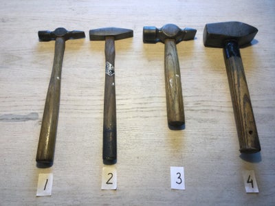 Hammer, DSI, 3 flotte hammere og en mukkert fra DSI.

Nr. 1. Hammer DSI 1.   Pris 30 kr
Nr. 2. Hamme