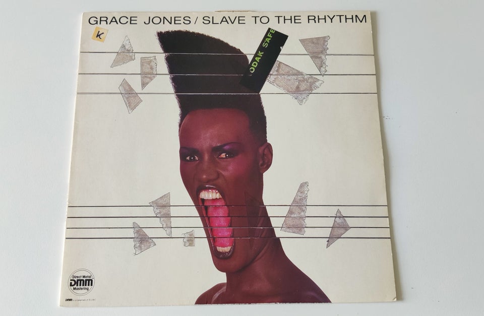 LP, Grace Jones, Slave to the rhythm