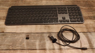 Tastatur, trådløs, Logitech, MX KEYS ADVANCED, God, Model: Logitech MX Keys Advanced.

Sælger, da je