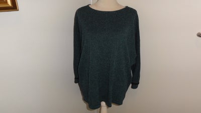 Sweater, new collection, str. 44, Flaskegrøn, God men brugt, Brystmål ca. 140 cm.
Længere bag på end