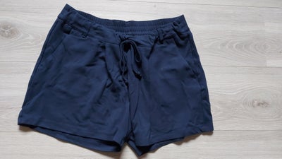 Shorts, Only, str. 44,  God men brugt, Poptrash Shorts str XL
2 navy + 2 sorte 
25 kr stk