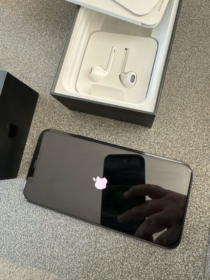 iPhone 11 Pro, 64 GB, grå