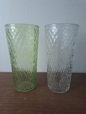 Vase, Vintage Flowersea vase, Vintage vase fra Flowersea., Flotte glas vaser fra Flowersea, 
Grøn og