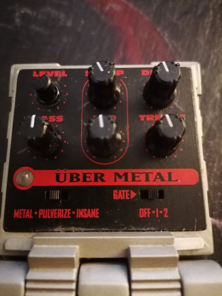 Distortion pedal, Line 6 Uber Metal