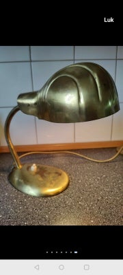 Anden bordlampe, Art deko musling, Gammel art deko bordlampe
Musling lampe
Den har patina specielt p