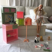 Barbie, Zoo doctor