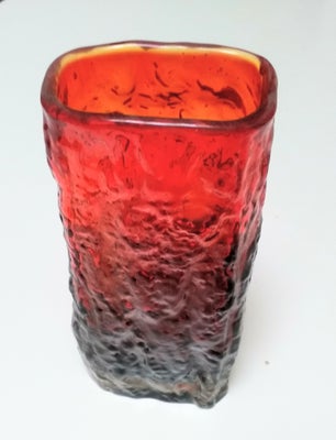 Vase, Farvet glas, Fin vase, højde 18 cm, uden skår.