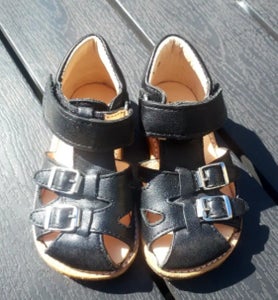 Find Sandal i Børnesko og -støvler 20 - brugt på DBA