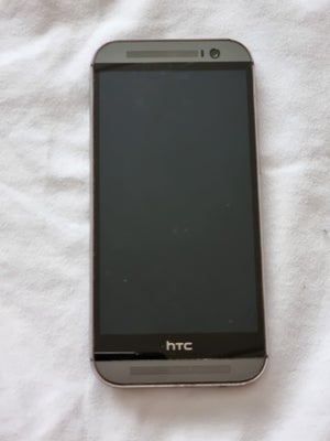 HTC One M8, Defekt, 
OBS!
Telefonen vil ikke starte op hvilke er årsagen til at den sælges så billig