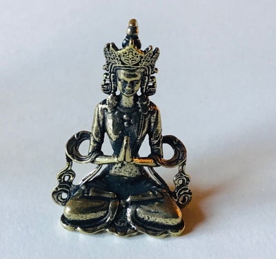 Messing, MEGET DETALJERET figur, der forstiller en “dronninge gudinde” af bronzefarvet metal til din