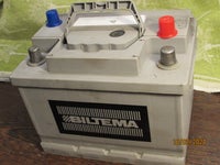 Startbatteri. Biltema silver 80-2456 (12V 45 AM...